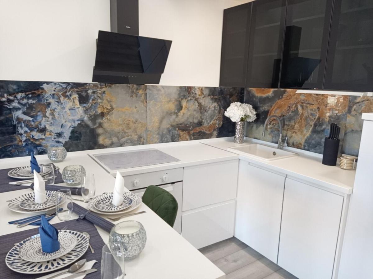 Apartman Lux Макарська Екстер'єр фото