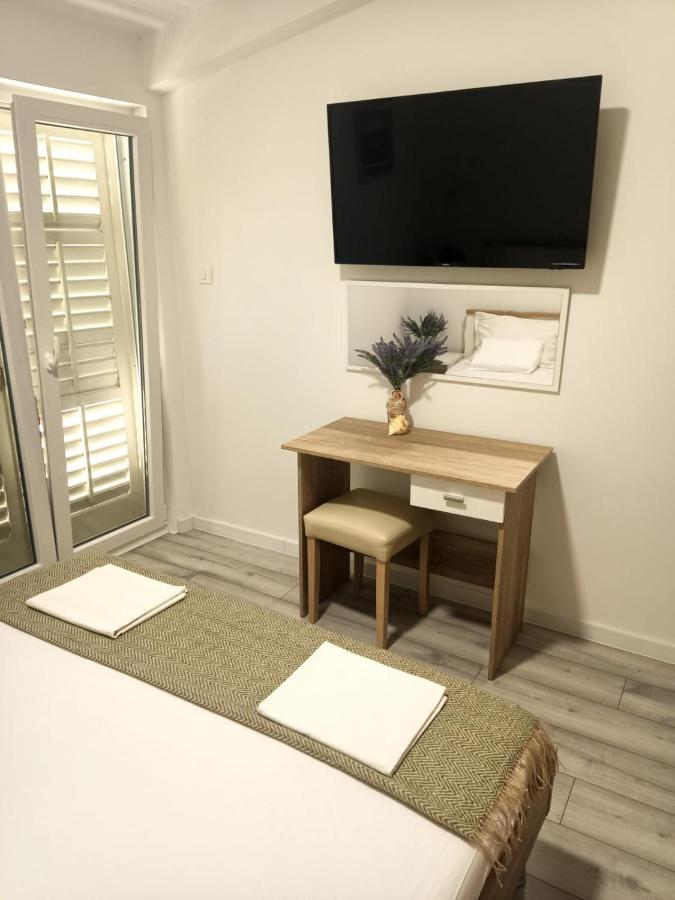 Apartman Lux Макарська Екстер'єр фото