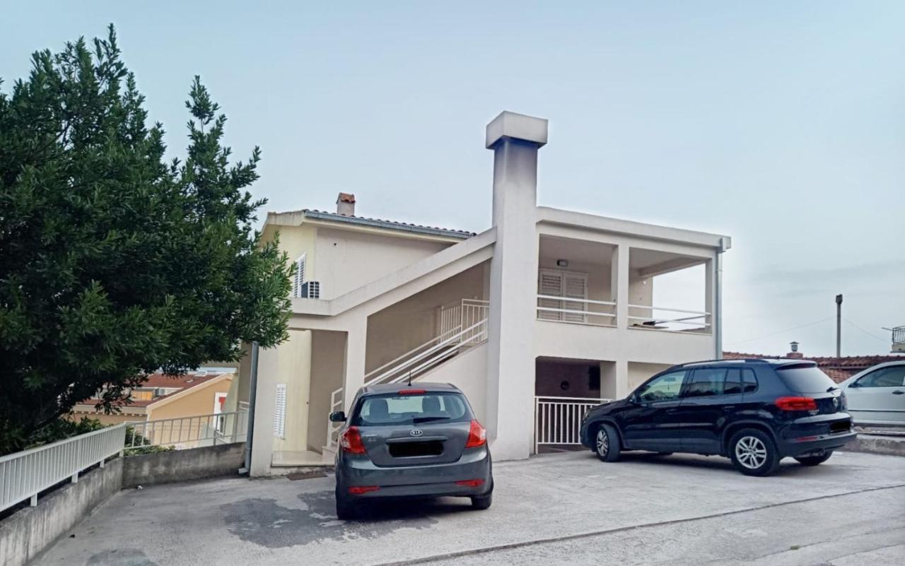 Apartman Lux Макарська Екстер'єр фото