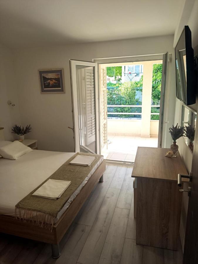 Apartman Lux Макарська Екстер'єр фото