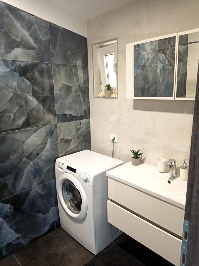 Apartman Lux Макарська Екстер'єр фото