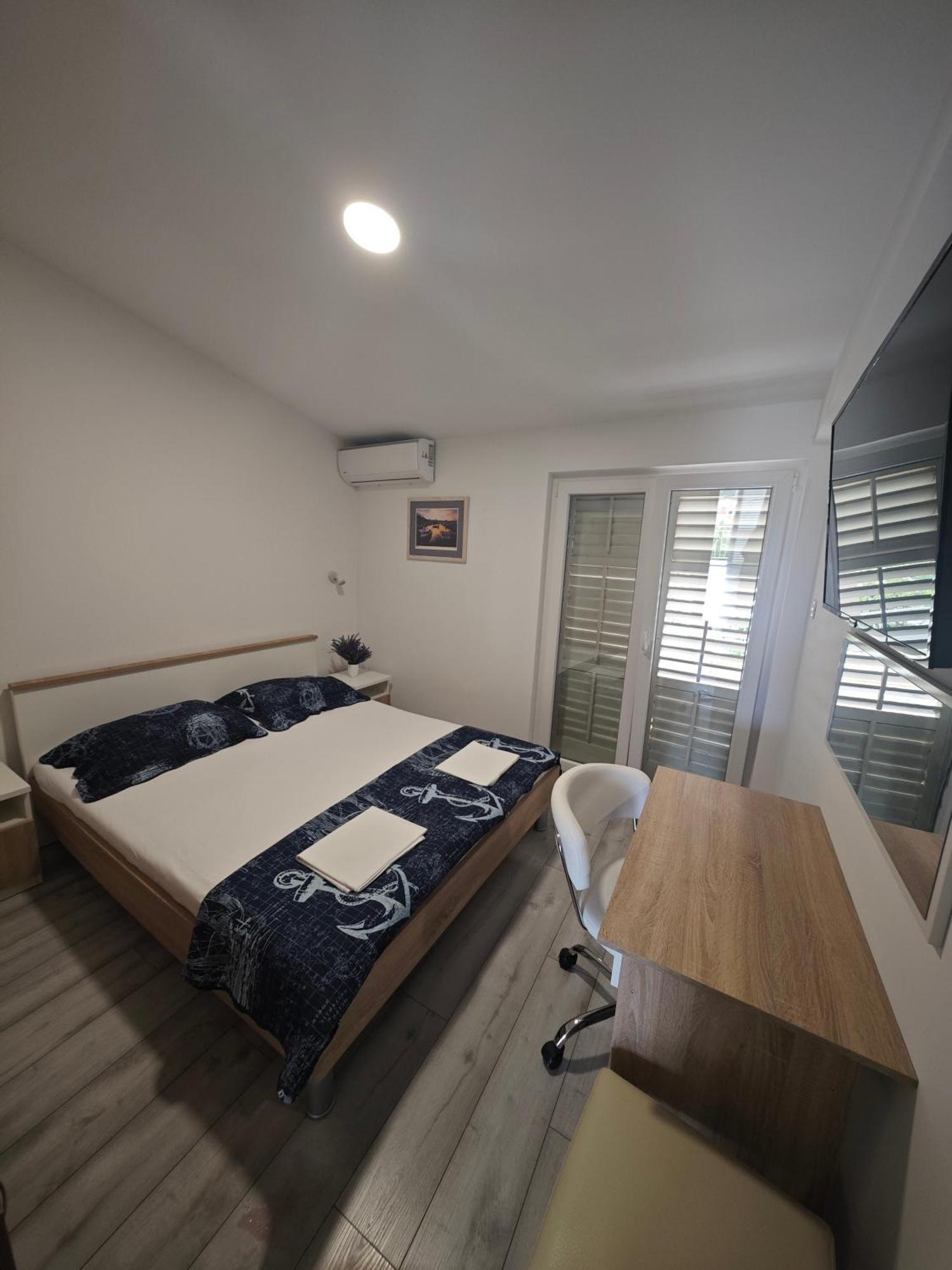 Apartman Lux Макарська Екстер'єр фото